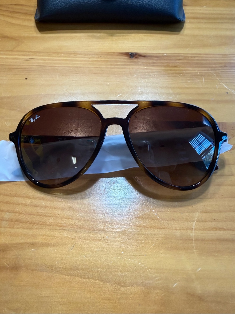 NWT Ray-Ban 4376 aviator style sunglasses - Brown